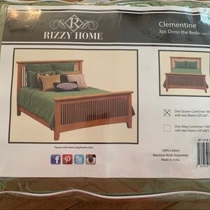 NWT Rizzy Home 3 three piece comforter set queen green bedding
